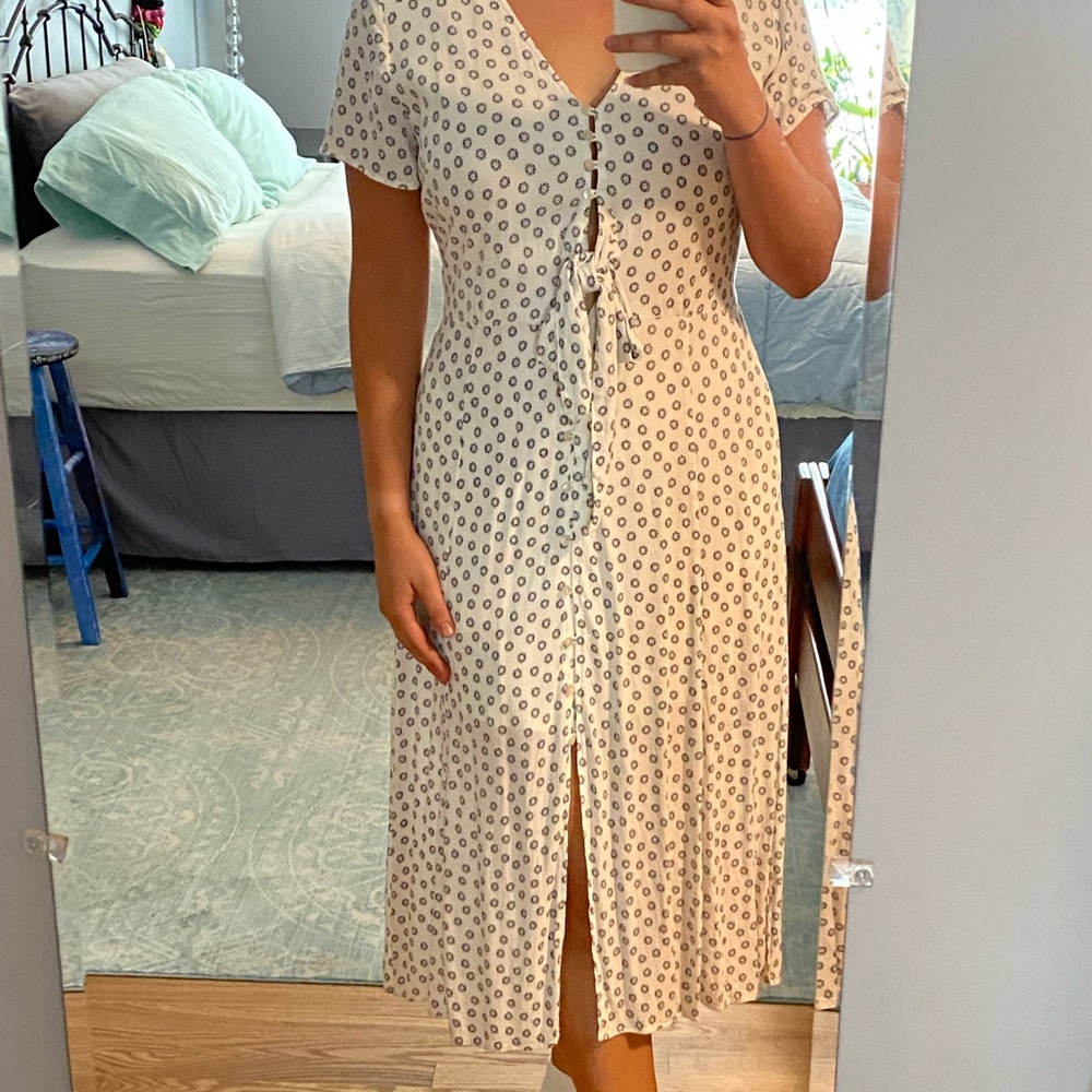 Abercrombie and Fitch Floral MIDI Dress